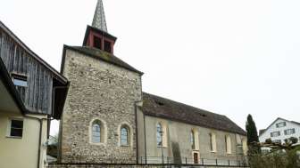 st-katharina-kirche-kaisertuhl-mit-kirchenschiff