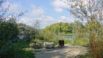 aue-chly-rhy-feuerstelle-am-rhein