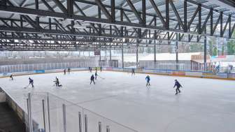 Eisfeld Tägi Wettingen