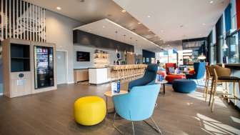 Lobby Bar