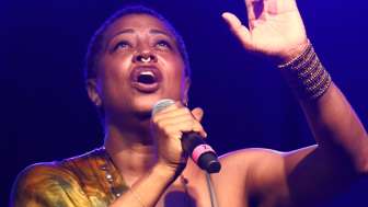 LISA FISCHER Mark Glassman   2633 0007(cropped)