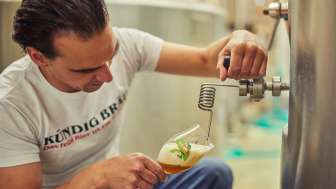 kündigbräu-brauerei-zapfen