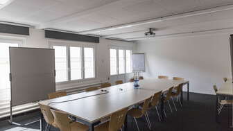 Sitzungszimmer Schalander 16er