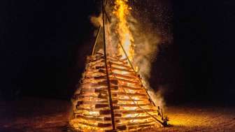 Hallwil_Silvester-Dreschen_Feuer