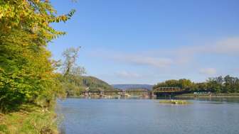 klingnauerstausee-blick zur aarebrücke