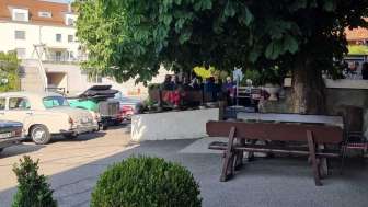 alpenroesli-schneisingen-restaurant-sitzplatz