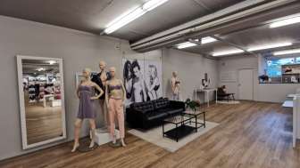 triumph-factory-outlet-eingangsbereich