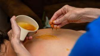 spa-massage-honigmassage-thermezurzach
