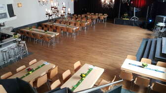 Tanzsaal mit  mit super Parkett