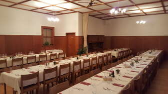 Der Grosse Homberg-Saal, bis MAX 90 Gäste.