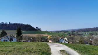 siglistorf-aussichtspunkt-weg-zum-dorf