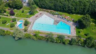 badi-döttingen-freibad-von-oben