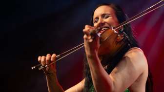 Solistin Nina Ulli