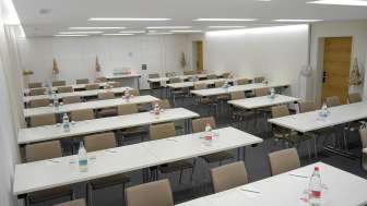 Neue, unterteilbare Räume bis 120 m2