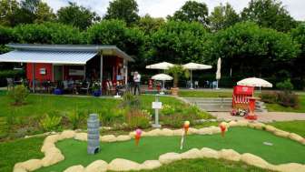 papa-moll-mini-und-adventuregolf-golfanlage