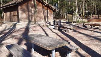Picknickplatz beim Waldhaus Waltenschwil