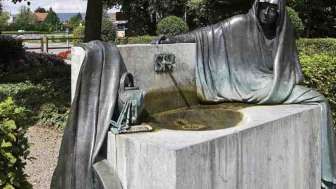 verena-brunnen-im-kurpark