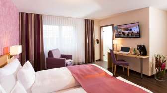 Hotel Amaris Doppelzimmer rosa