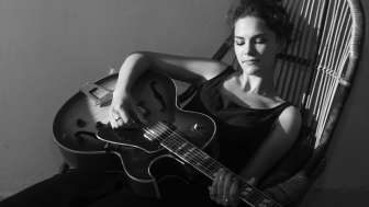 Dida by Dvir Kahlon