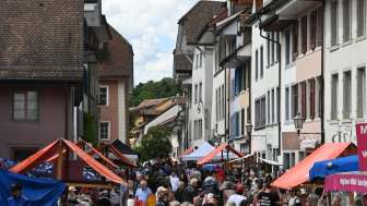 Floh- und Antiquitätenmarkt Grosse Kirchgasse