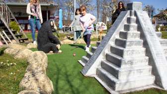 adventuregolf-fam-05