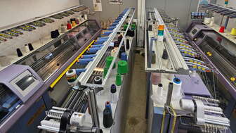 Strickmaschine von Herrn Urs, copyright Urs Landis Strickwaren
