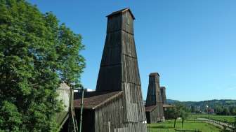 bohrtuerme-nebeneinander