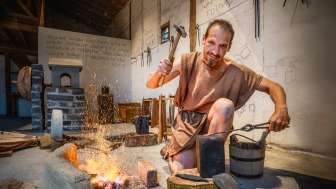 Römisch Schmieden im Legionärspfad Vindonissa © Foto: Museum Aargau