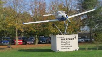 Eingang Flugplatz Birrfeld