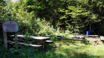 grillstelle-hoernli_tisch