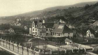 Gartenanlage der Villa „Langmatt “ kurz nach der östlichen und westlichen Erweiterung, nach 1906, Archiv Museum Langmatt, aus: Stöckli 2001, S. 78