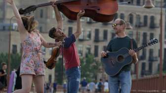 Caludo: Folk Music