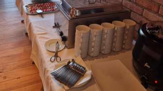 alpenroesli-schneisingen-restaurant-buffet