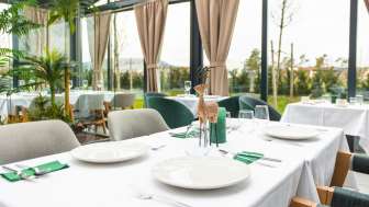 la-maison-suisse-restaurant